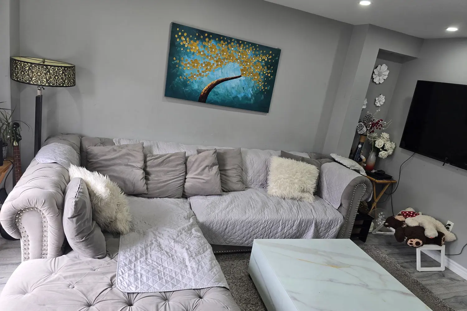 17 Mannel Crescent photo 3