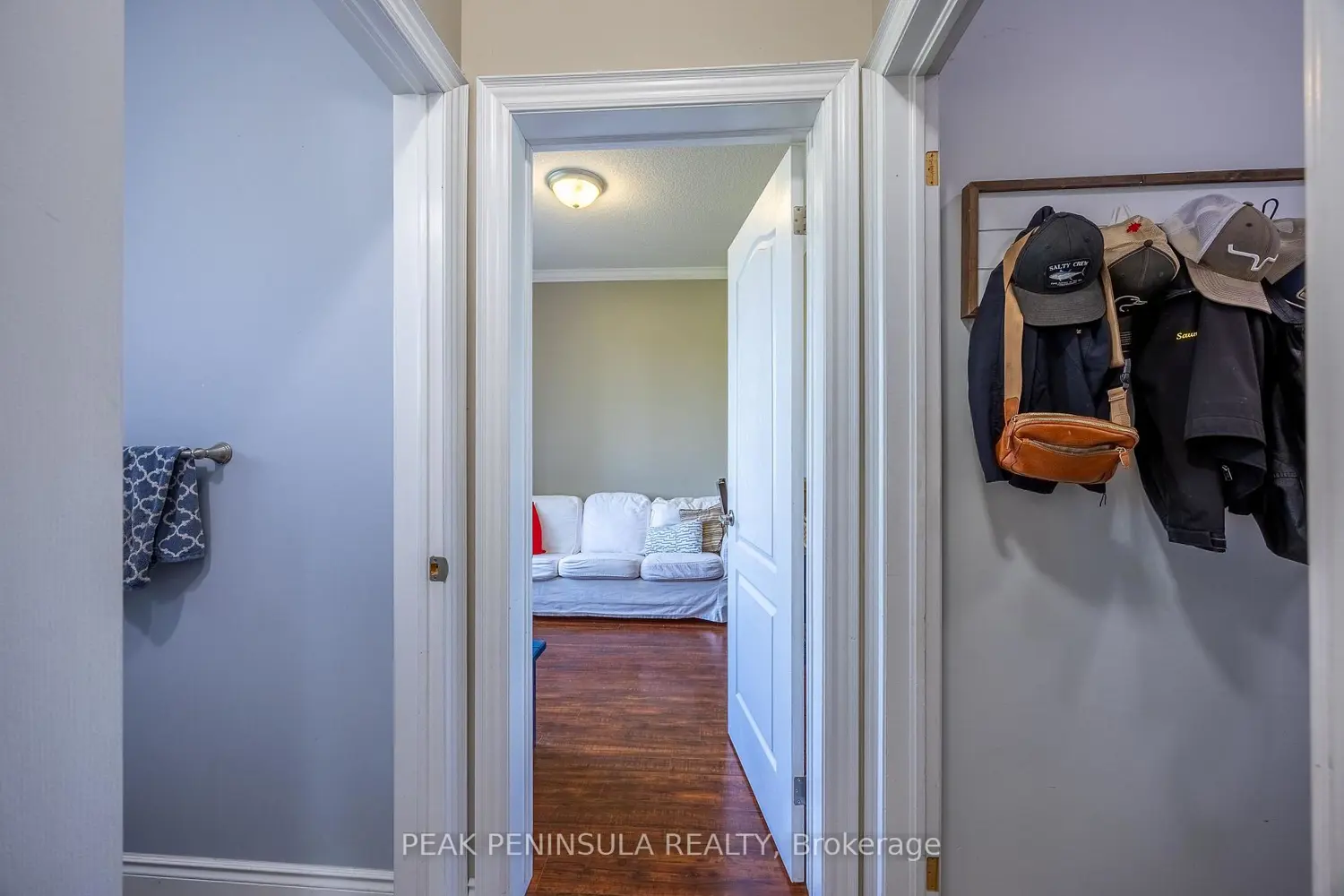 100 Backus Drive photo 4