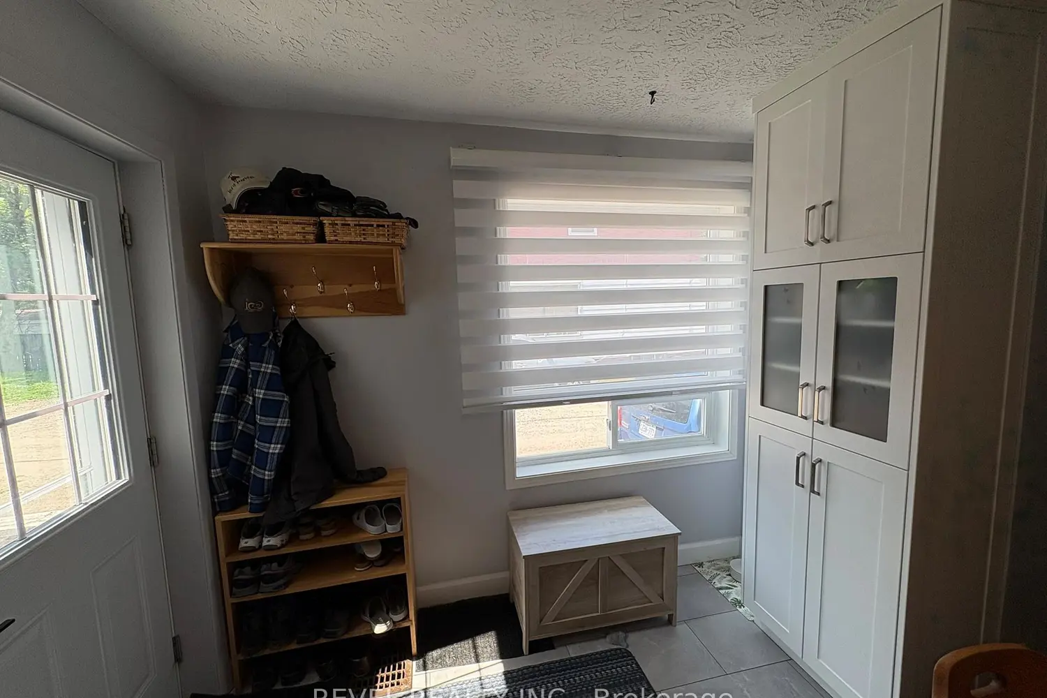 36 Stewart Avenue photo 5