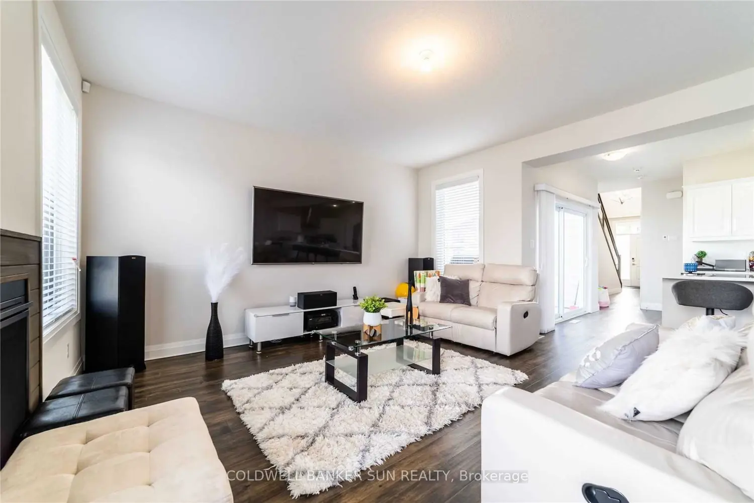 1301 Sandbar Street photo 4