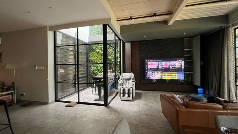 50 Hemsley Avenue photo 2