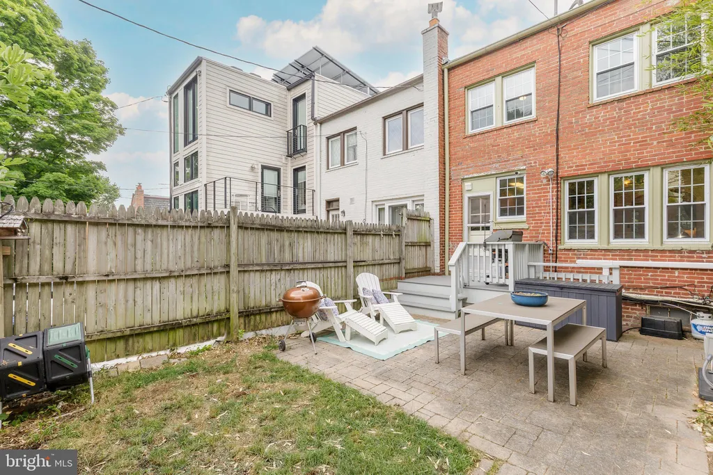4443 Greenwich Parkway NW, Washington, DC 20007
