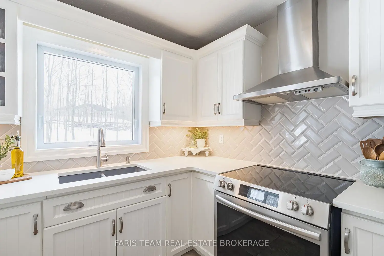1 Pineview Drive photo 4