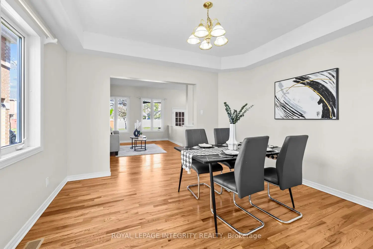 4 Tamarack Place photo 4
