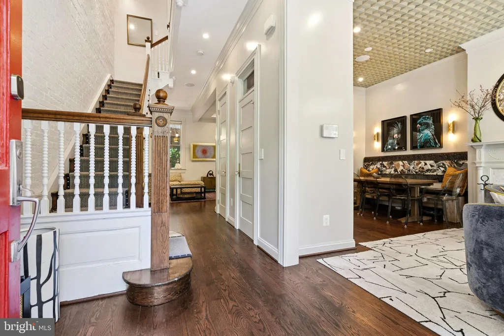 2121 R Street NW, Washington, DC 20008 photo 3