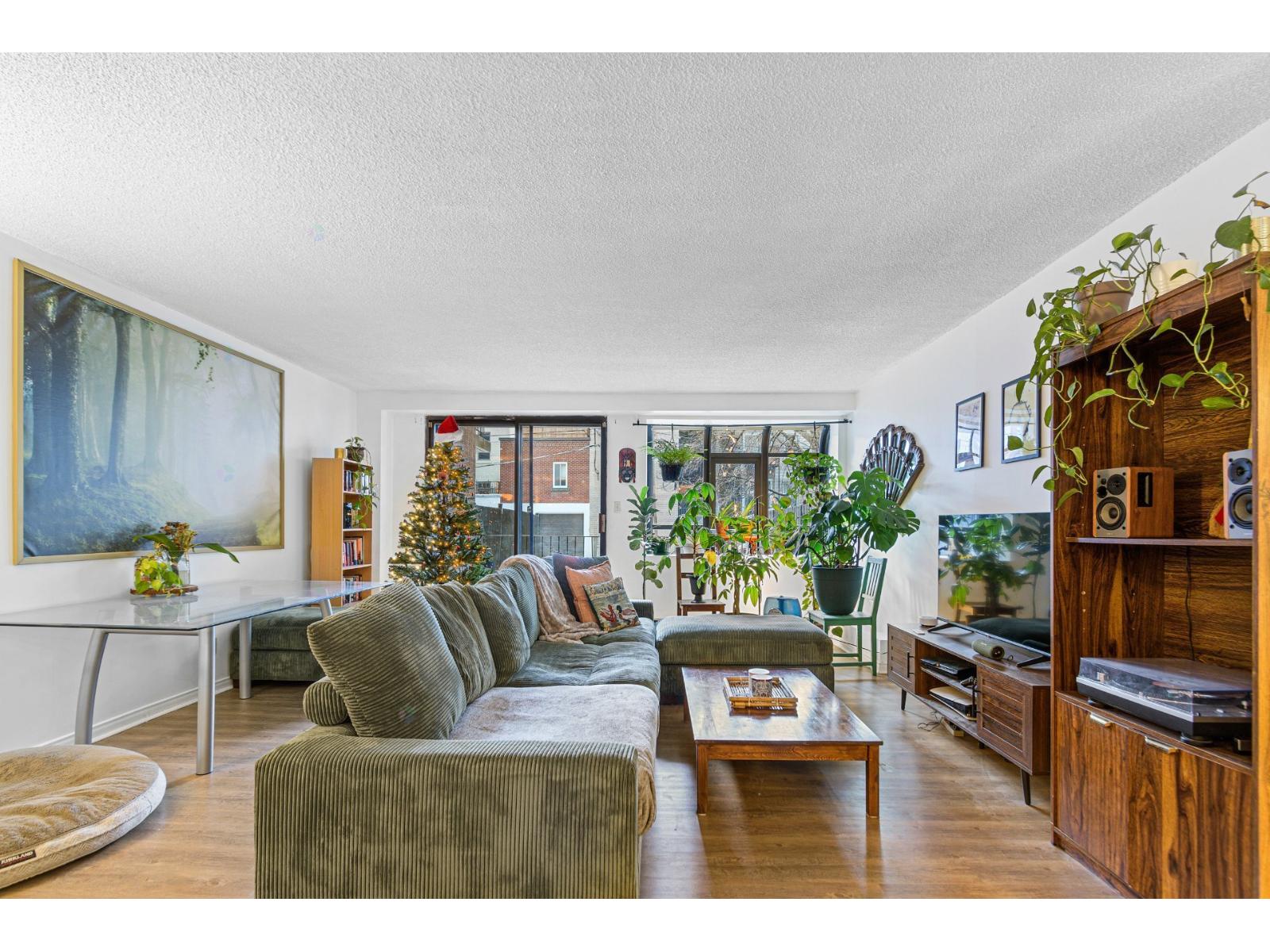 3470 Rue Durocher