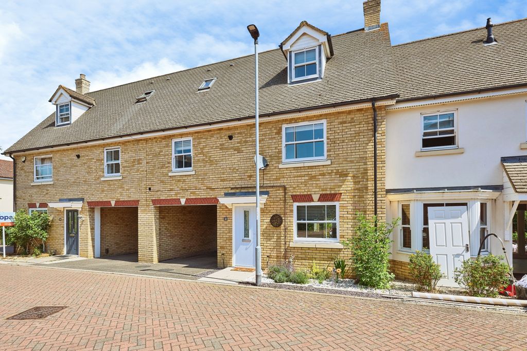 4 bed town house for saleDays Meadow, Oakington, Cambridge CB24
