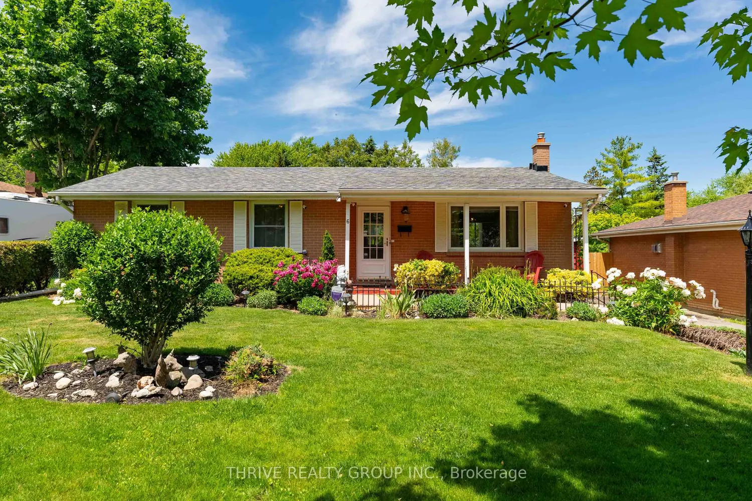 6 Southwood Crescent