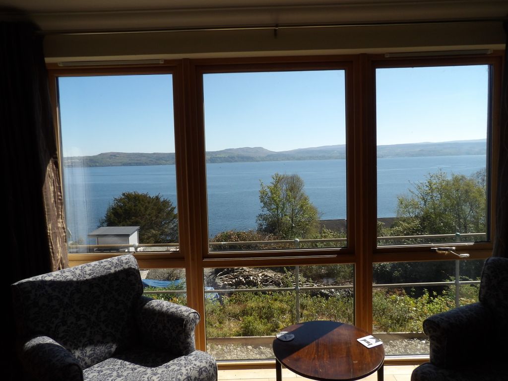2 bed flat for saleGerhallow, Dunoon PA23 photo 5