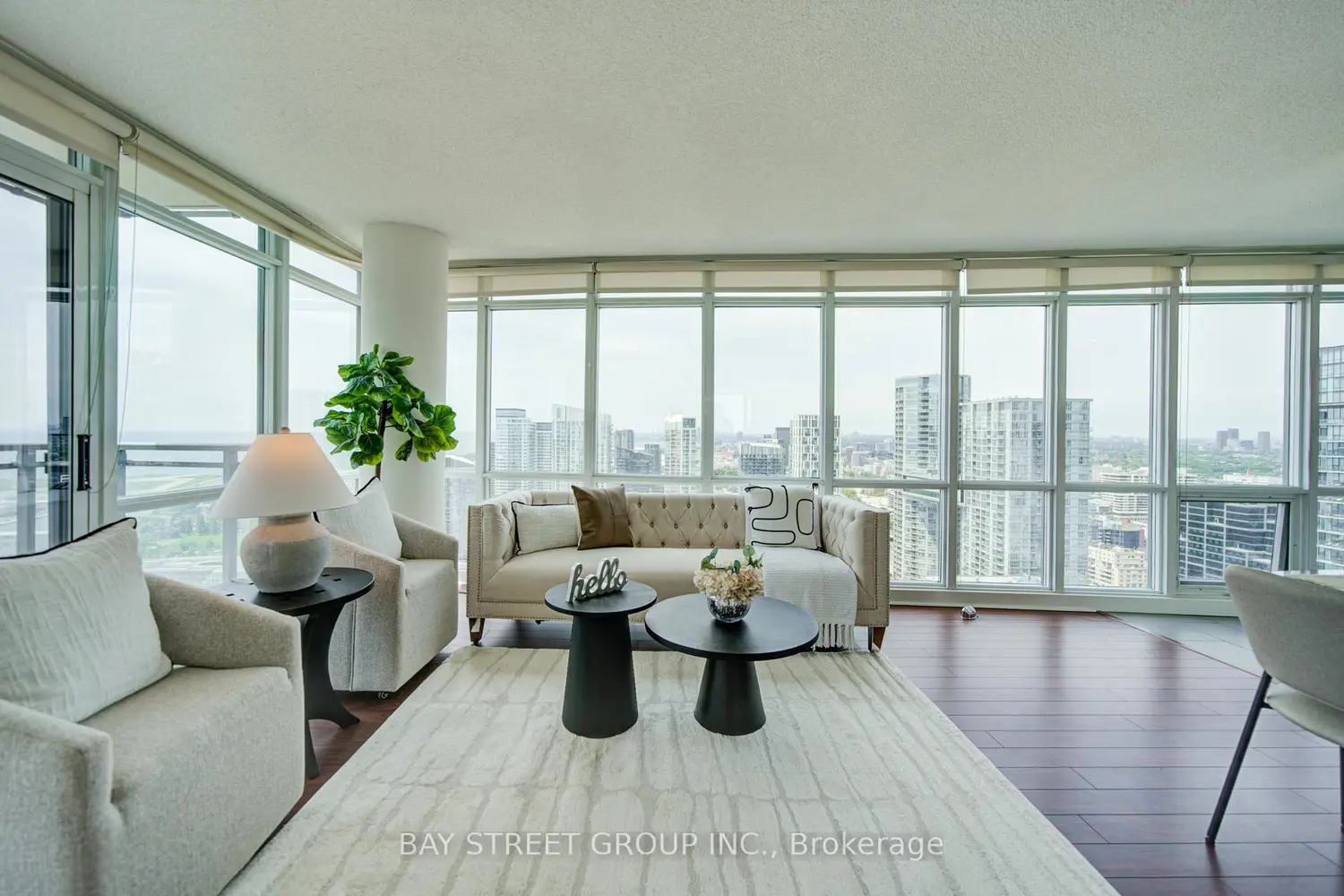 15 Fort York Boulevard 4612 photo 5