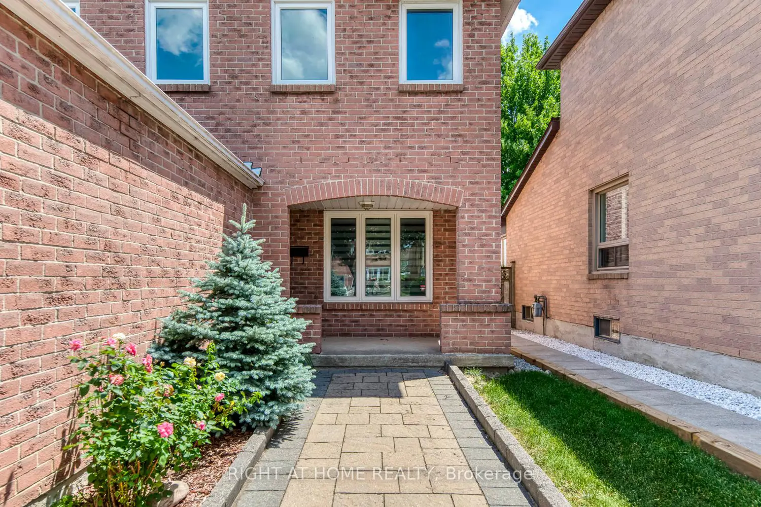 17 Nickel Crescent