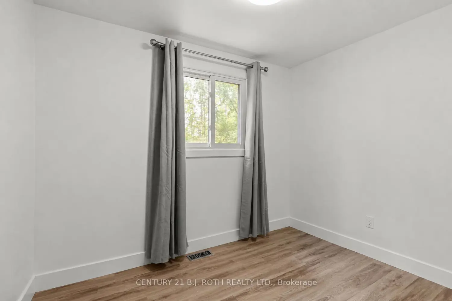 3542 Shadow Creek Road photo 3