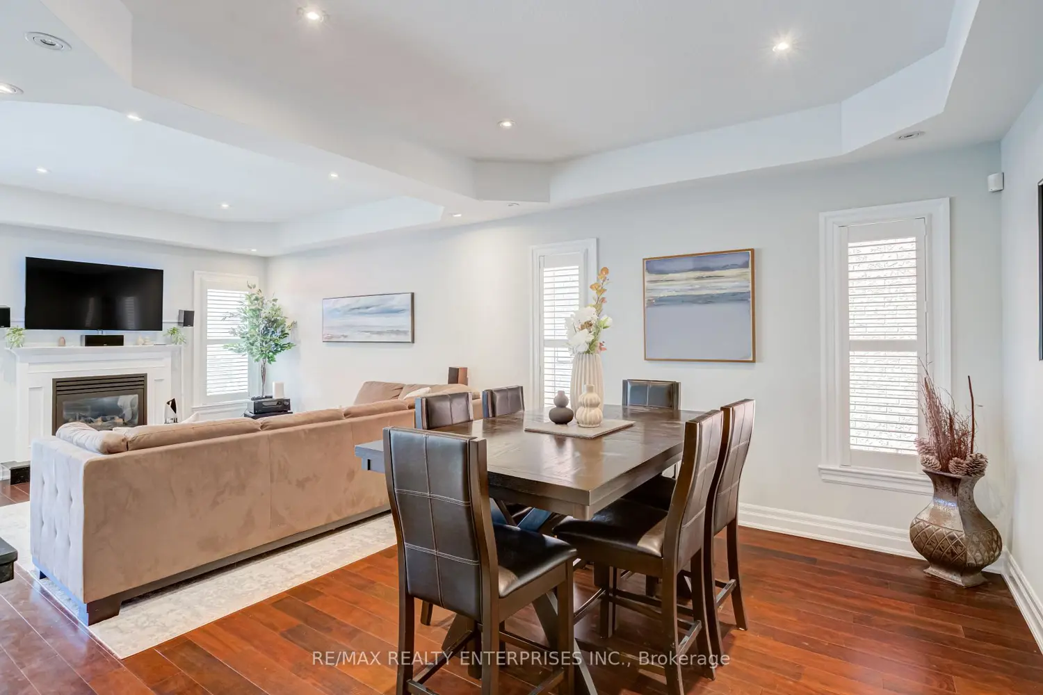 444 Dicenzo Drive photo 3