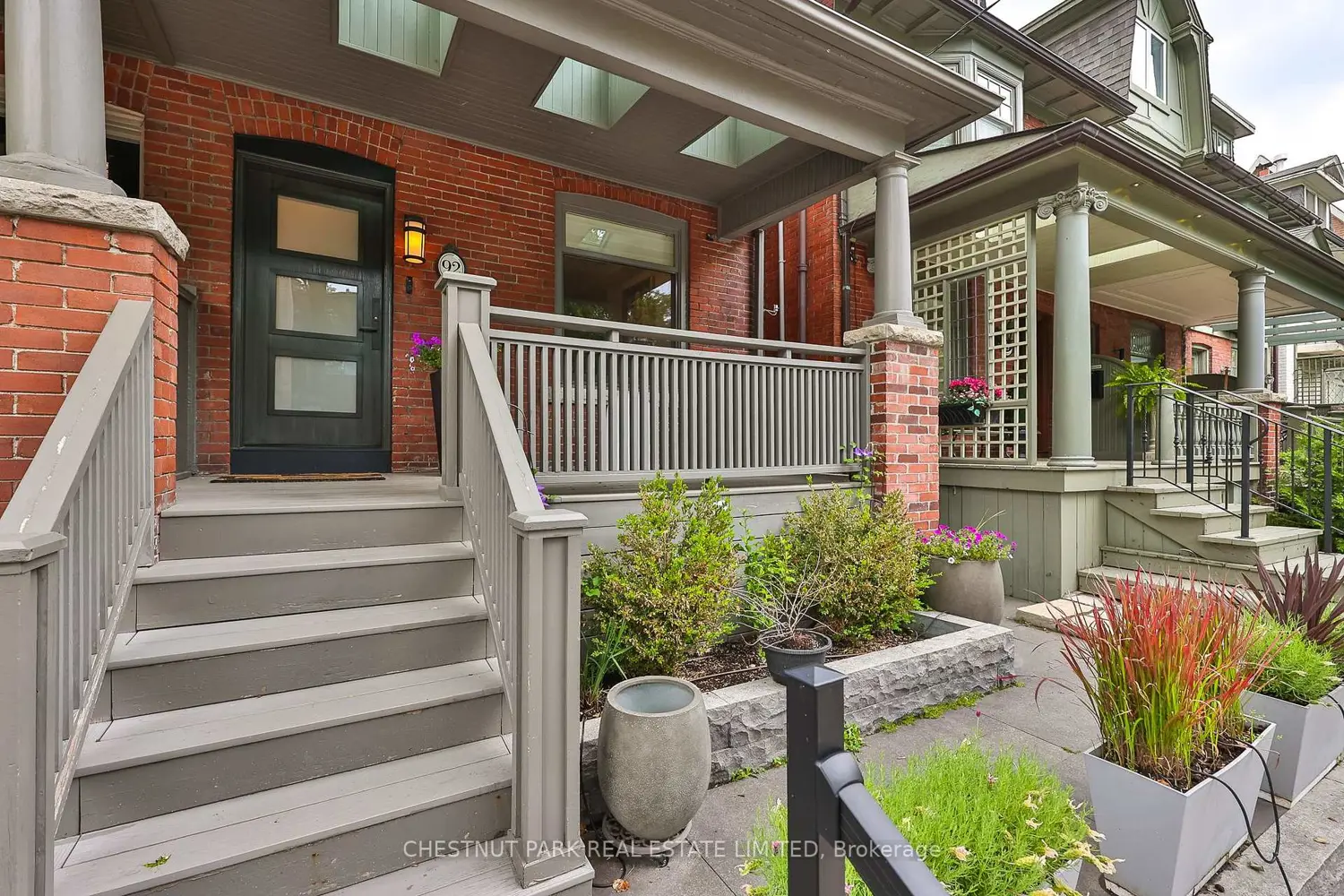 92 Balmoral Avenue photo 2
