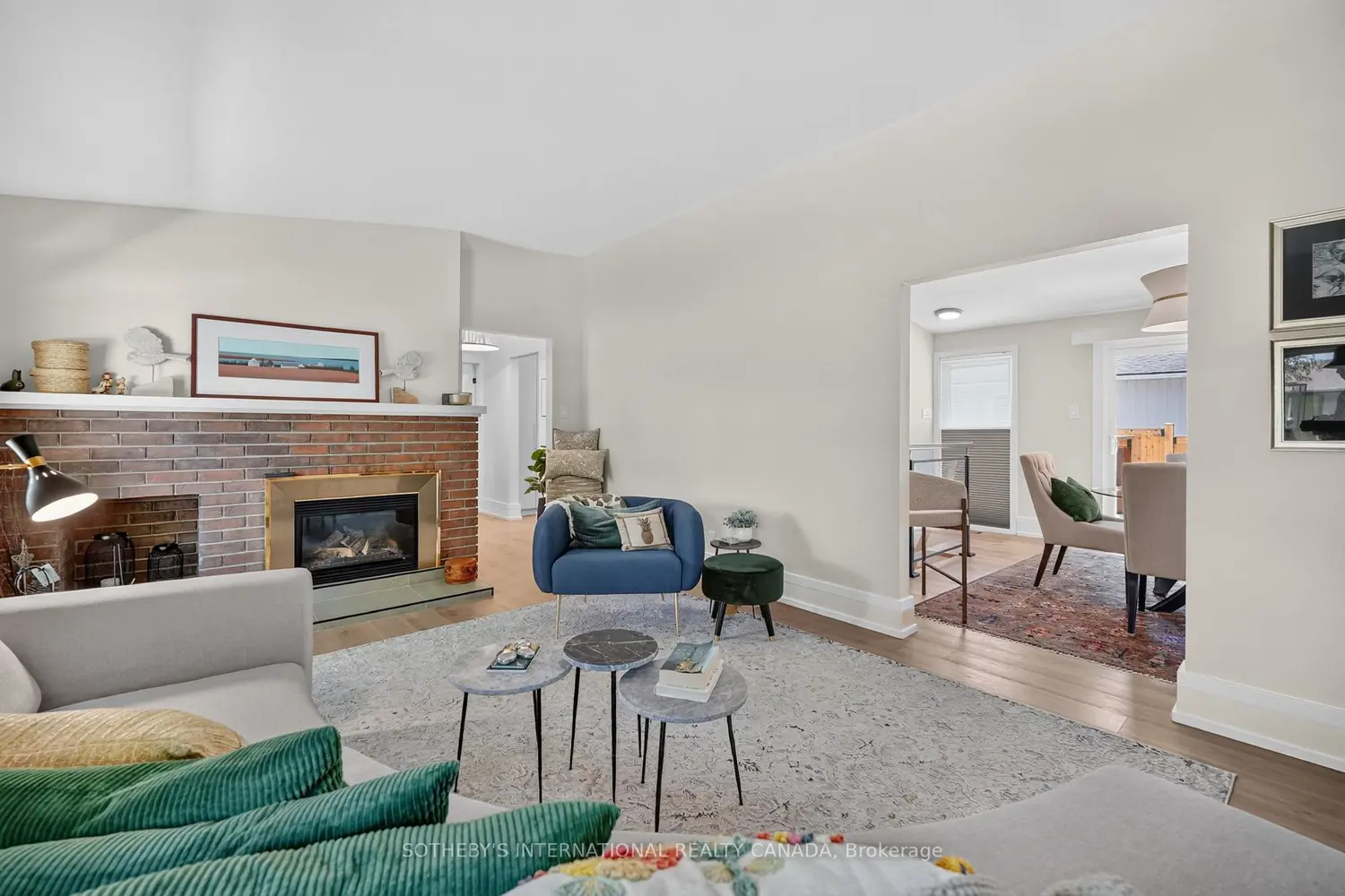 2 Parkglen Drive photo 4