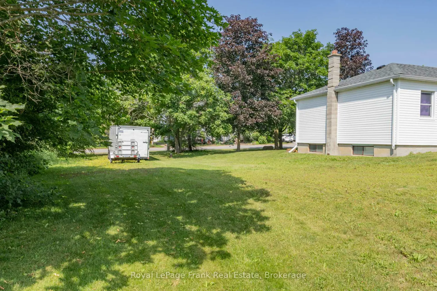 2326 Elm Tree Road photo 2