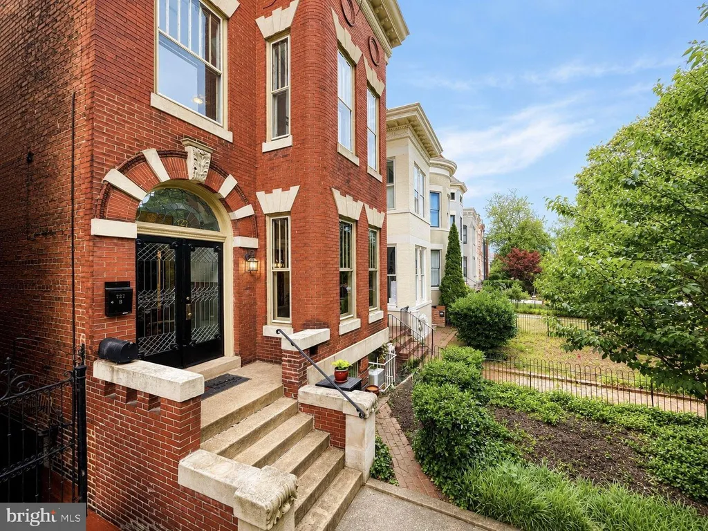 727 Massachusetts Avenue NE, Washington, DC 20002
