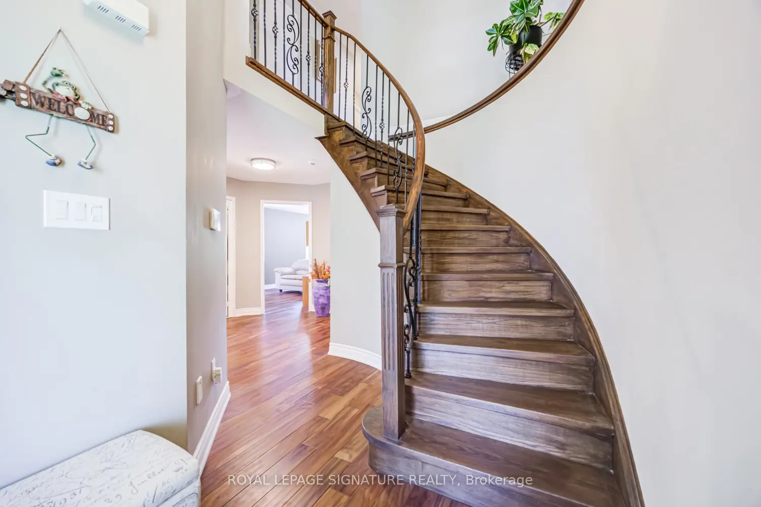 82 Belmont Boulevard photo 2