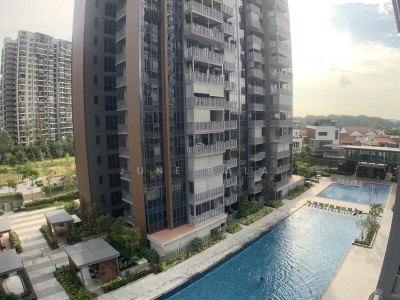 12 Fernvale Street photo 3