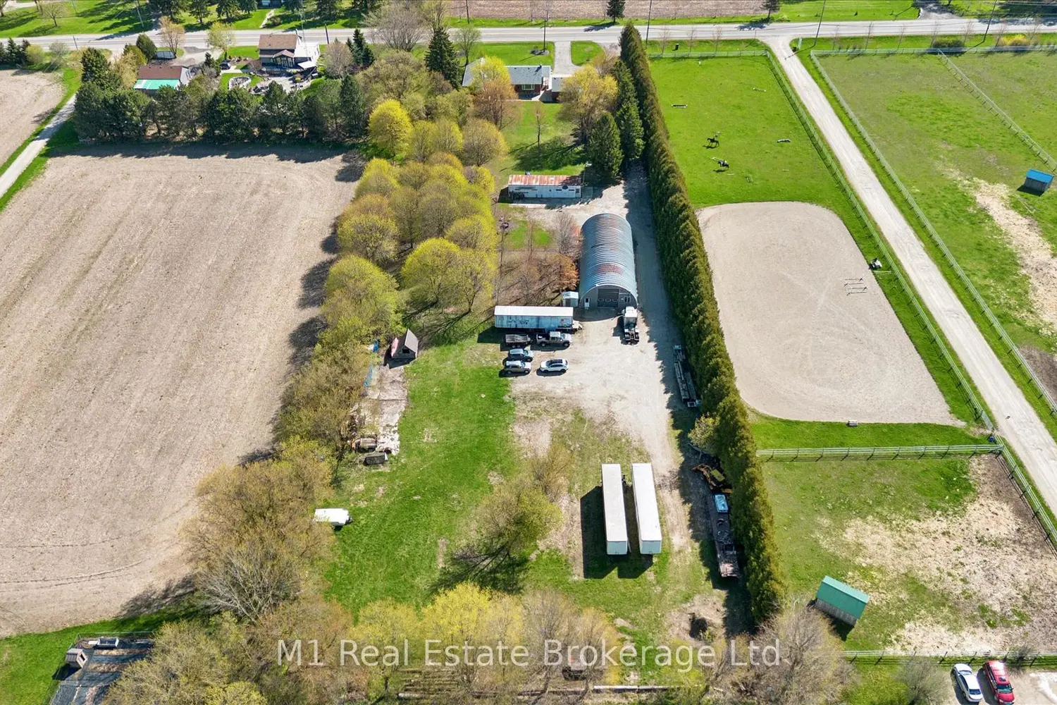 667 Sawmill Road photo 2