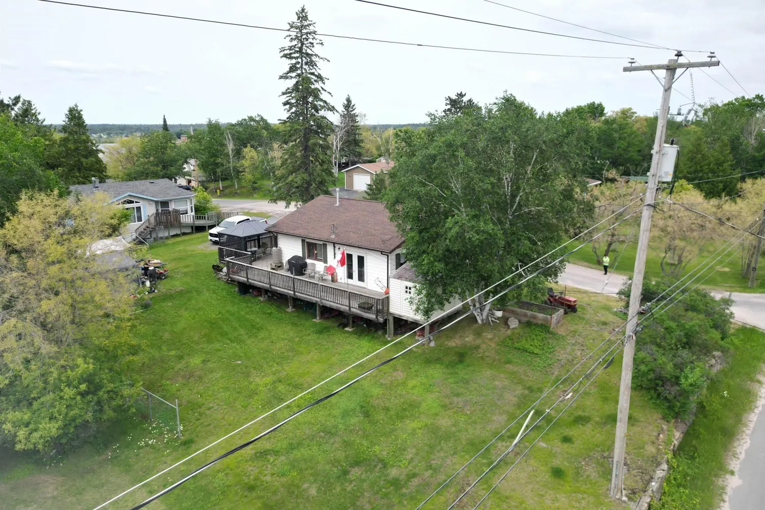 523 Lake Street photo 3