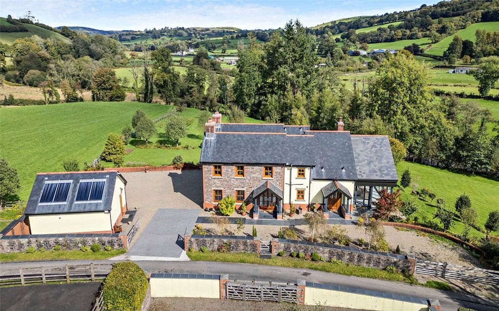 Land for salePumpsaint, Llanwrda, Carmarthenshire SA19