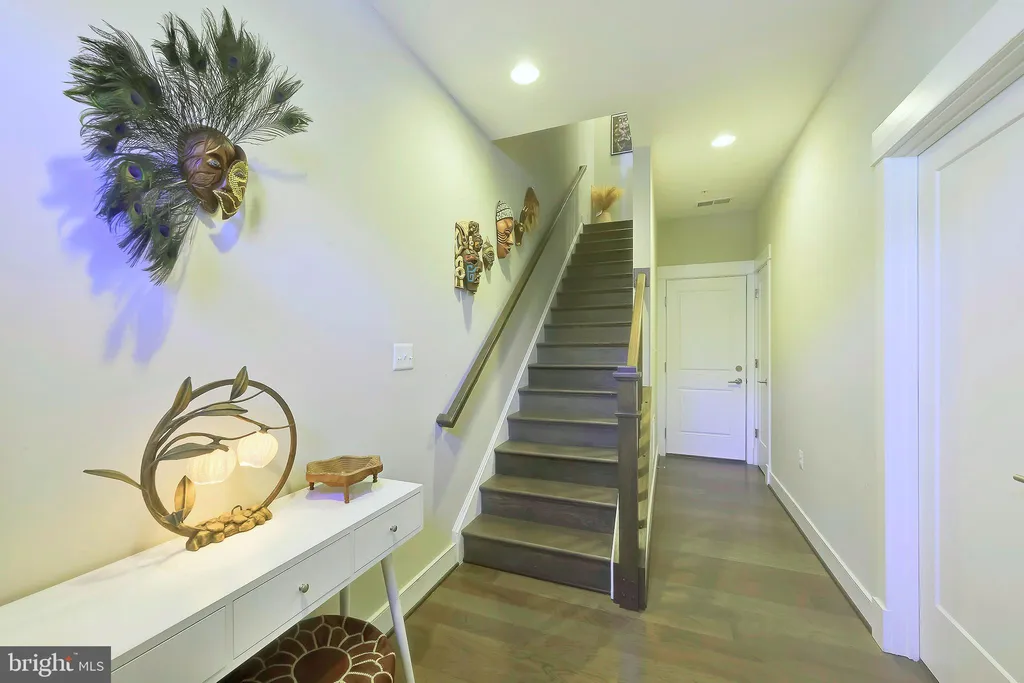 719 Parkside Place NE, Washington, DC 20019 photo 3