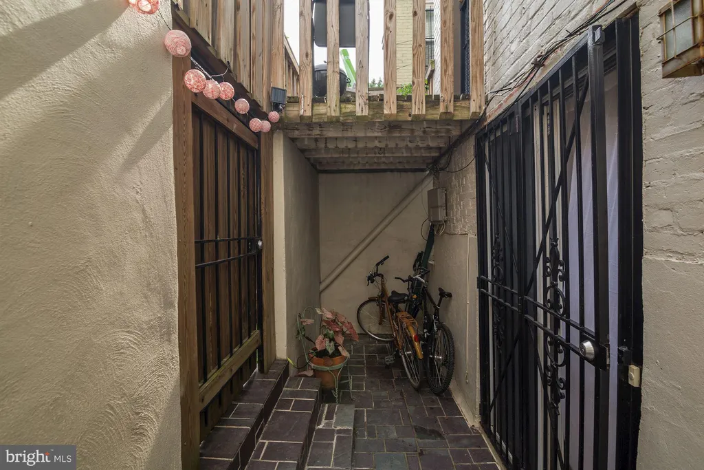 1449 Corcoran Street NW Unit 1, Washington, DC 20009
