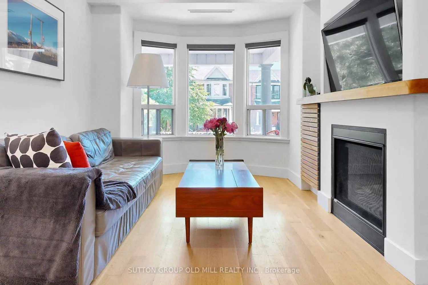 90 Fermanagh Avenue photo 5