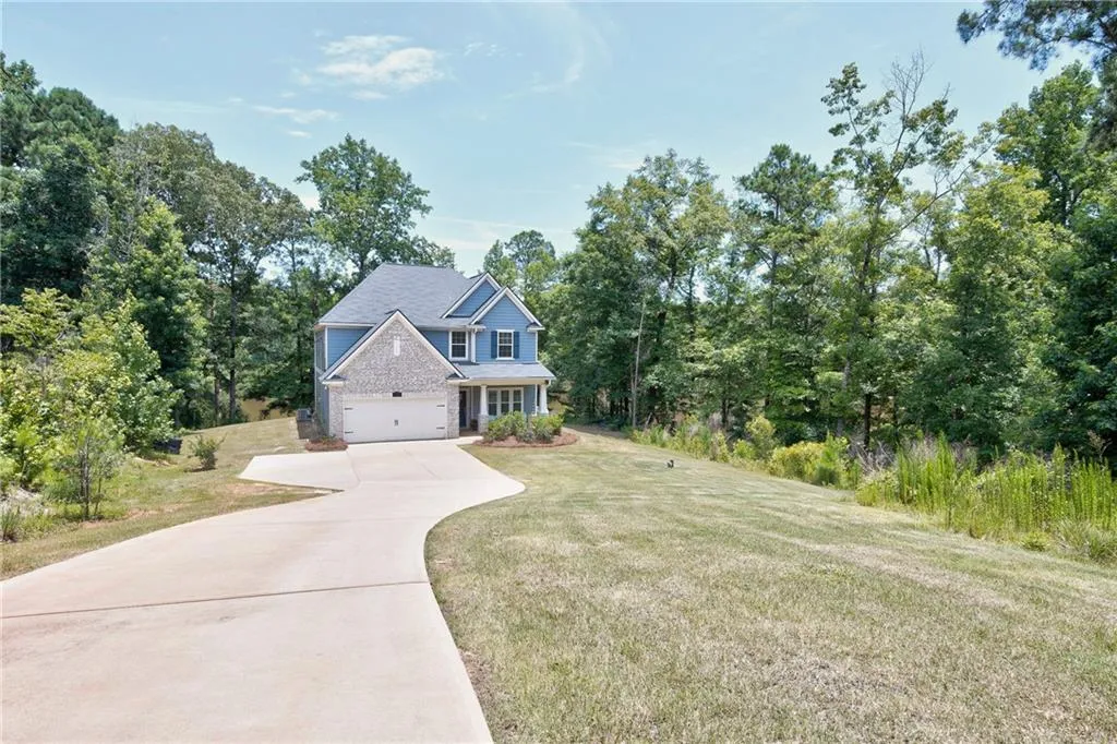 321 Lee Road 2046, Smiths Station, AL 36877