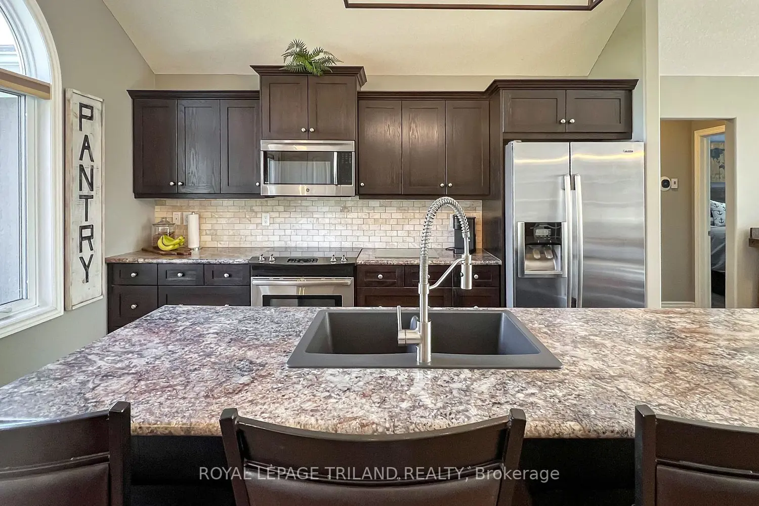 8447 Keith Street photo 3