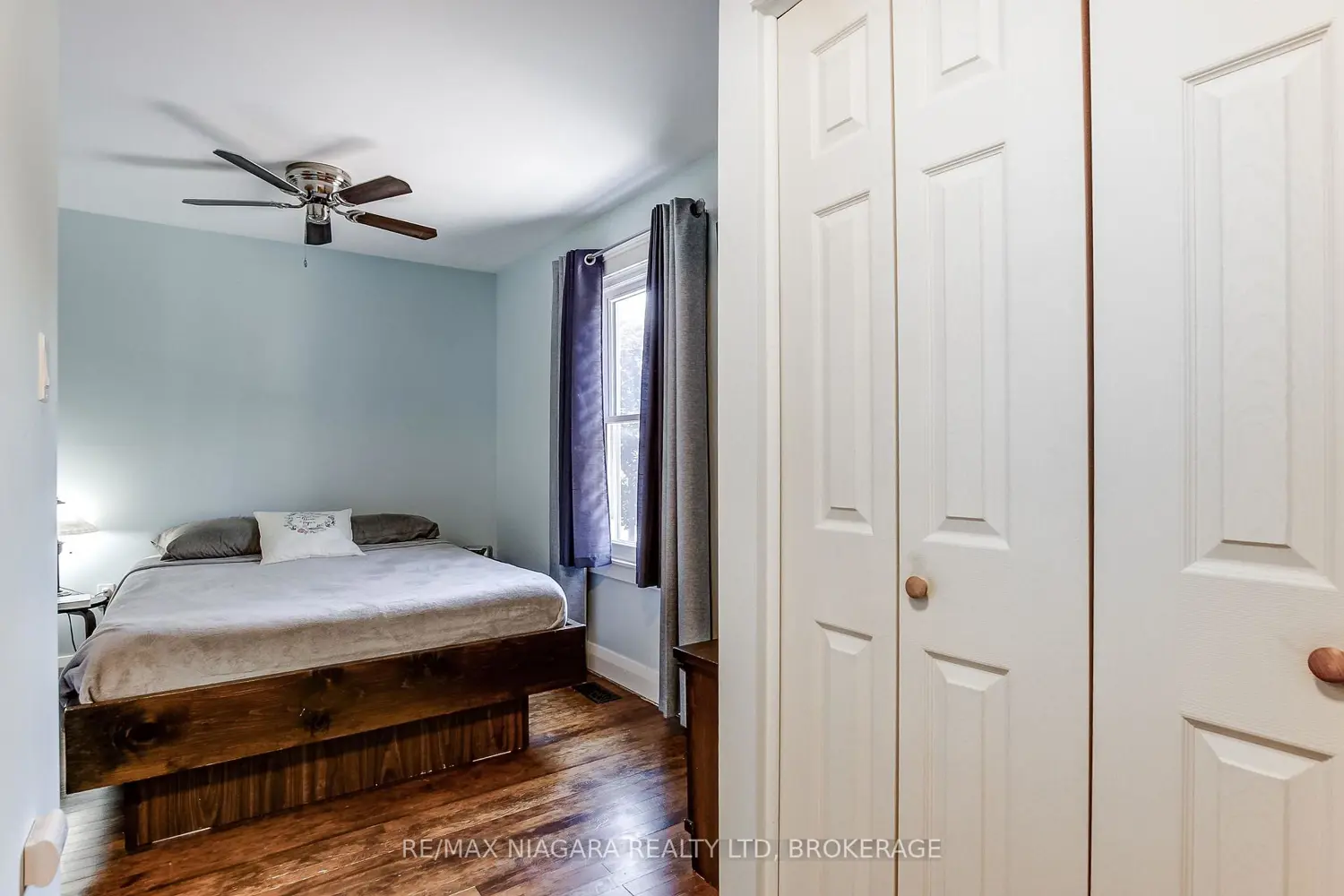 100 Dunkirk Road photo 3