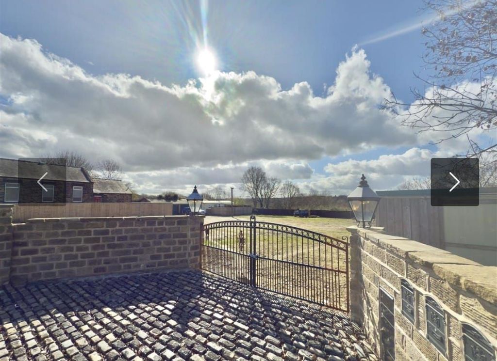 Land for sale52 Rotherham Road, Barnsley, South Yorkshire S71