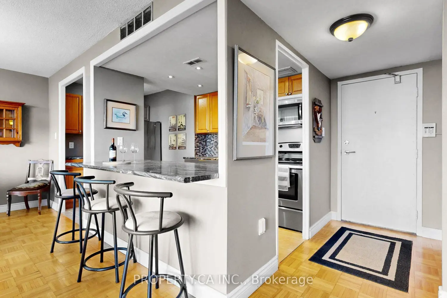 1333 Bloor Street 802 photo 5