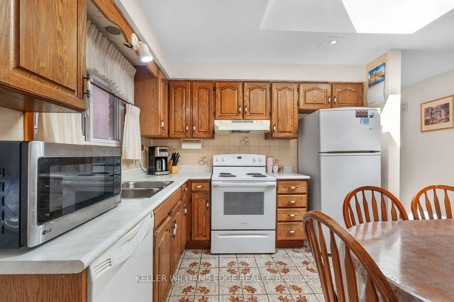45 Juniper Drive photo 5