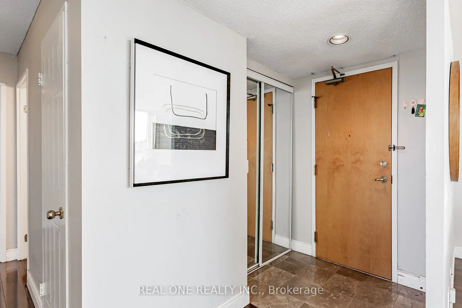 238 Doris Avenue 1503 photo 2