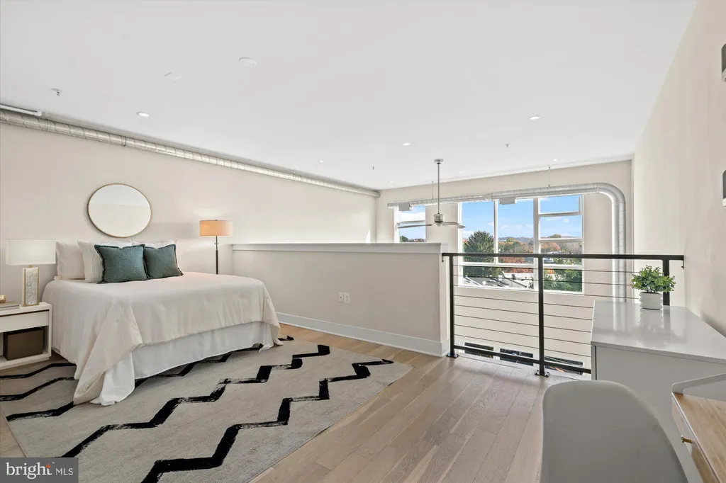 732 15th Street SE Unit 6, Washington, DC 20003