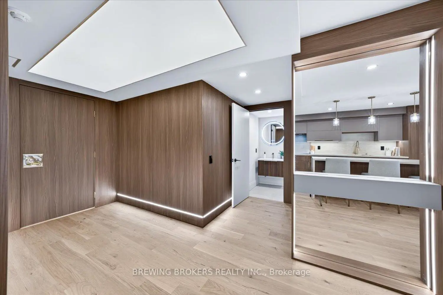 3600 Yonge Street 737