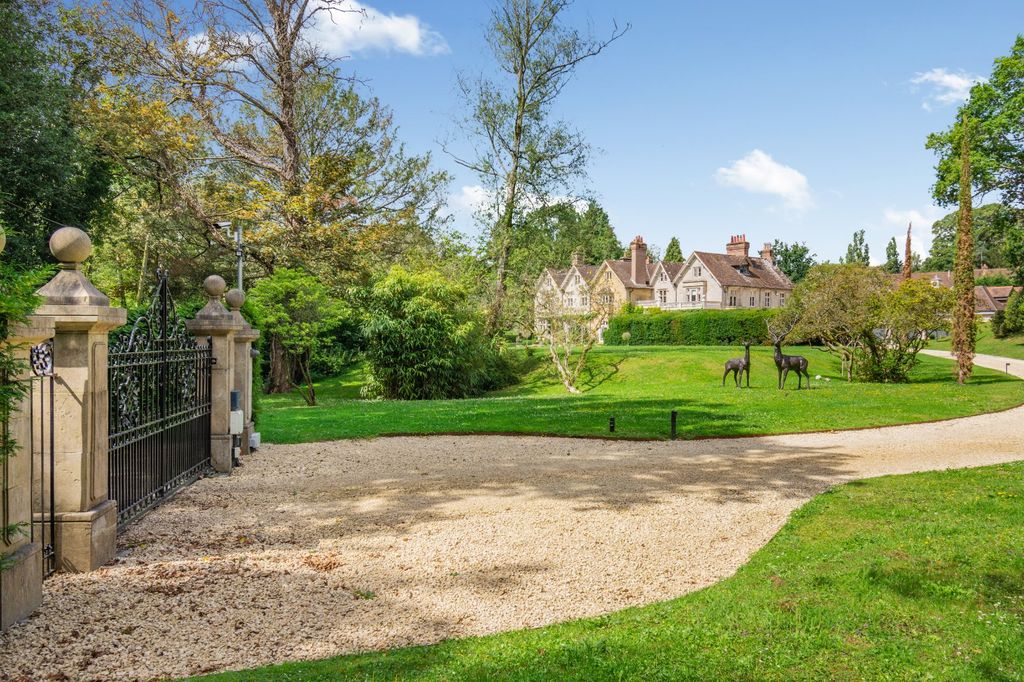 7 bed detached house for saleCross Colwood Lane, Bolney, Haywards Heath, West Sussex RH17