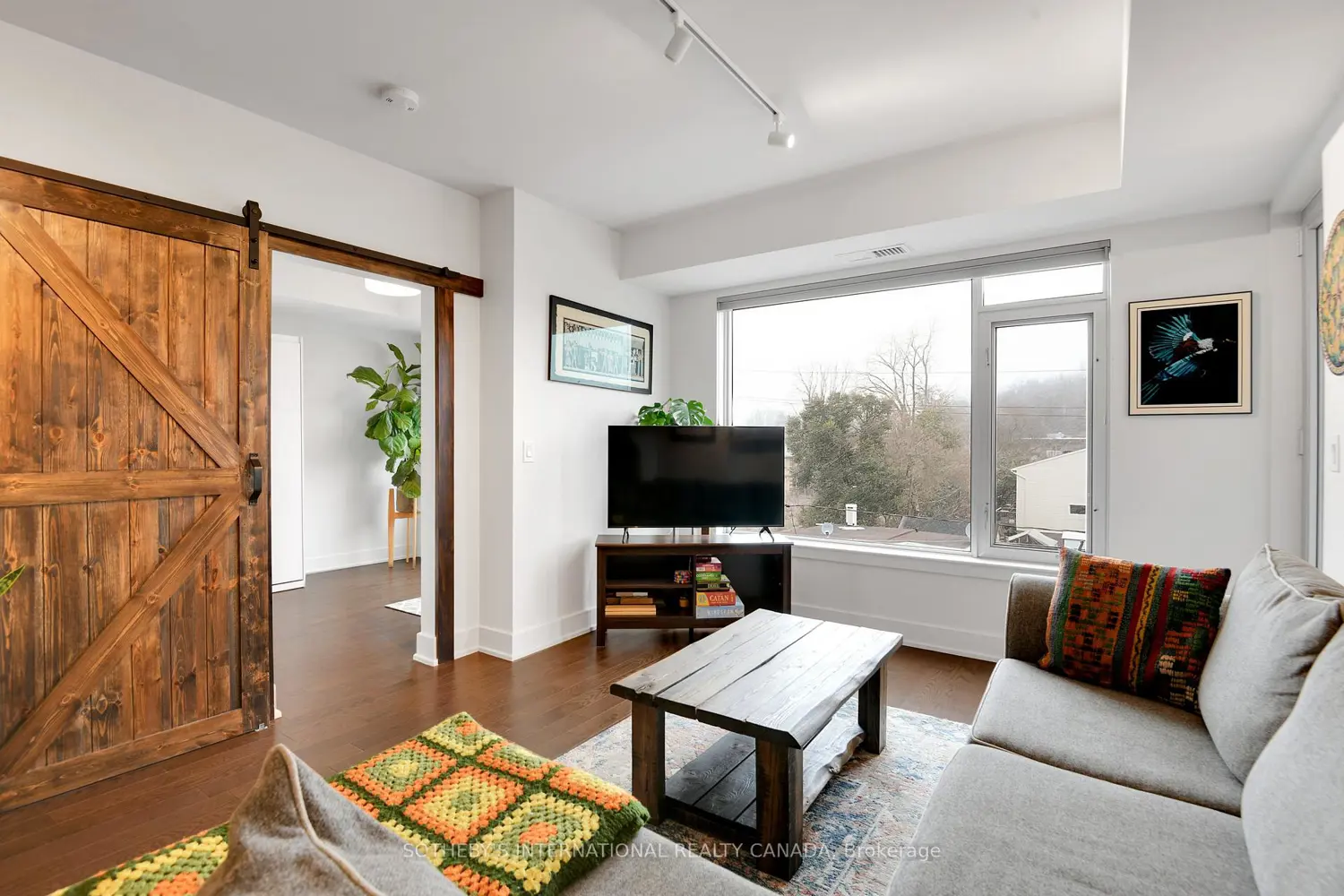 7 Marquette Avenue 314 photo 3
