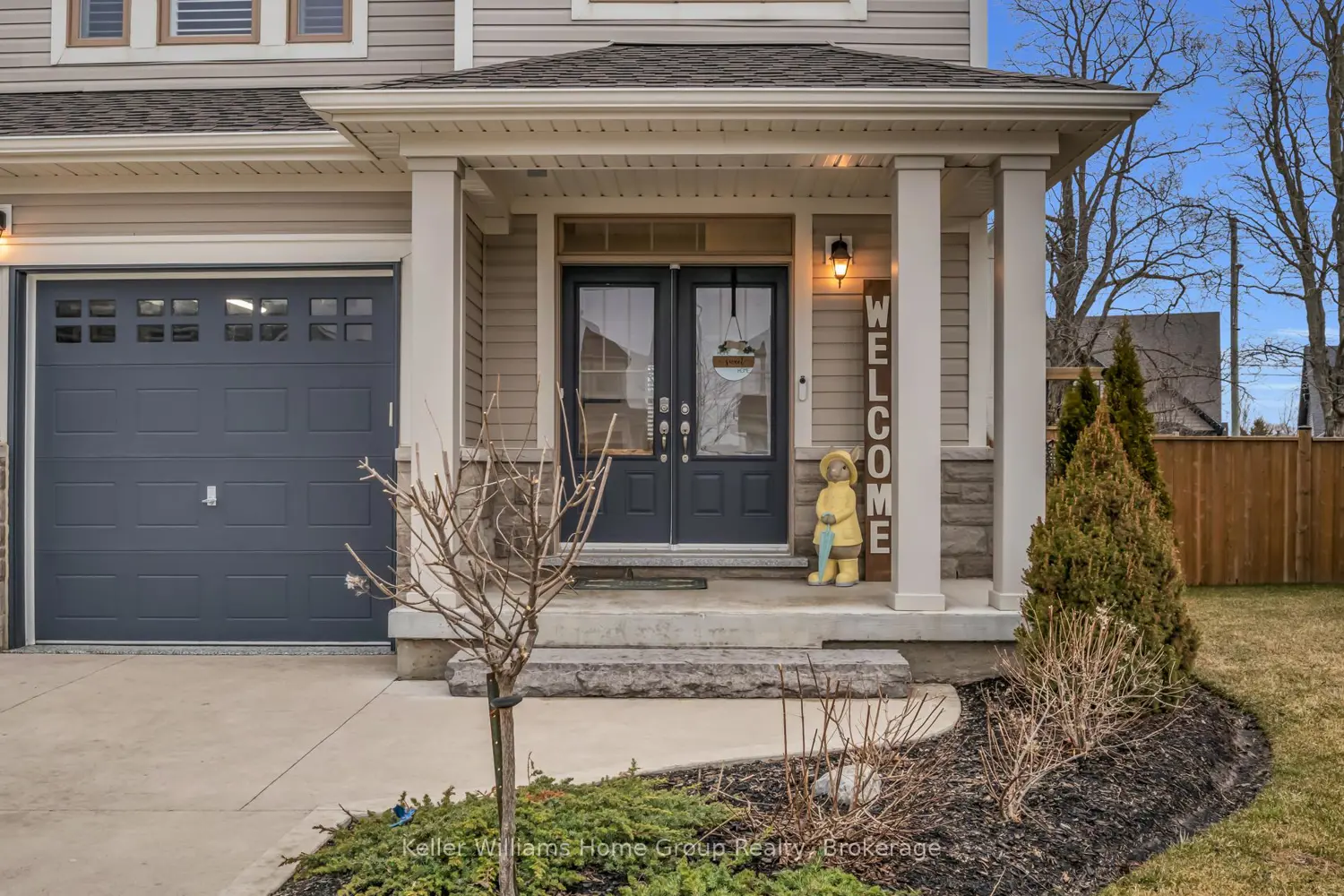192 Harpin Way photo 3