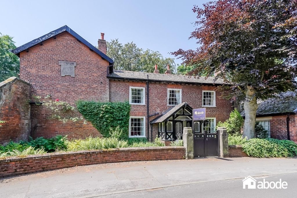 7 bed detached house for saleGreen Lane, Formby, Liverpool L37