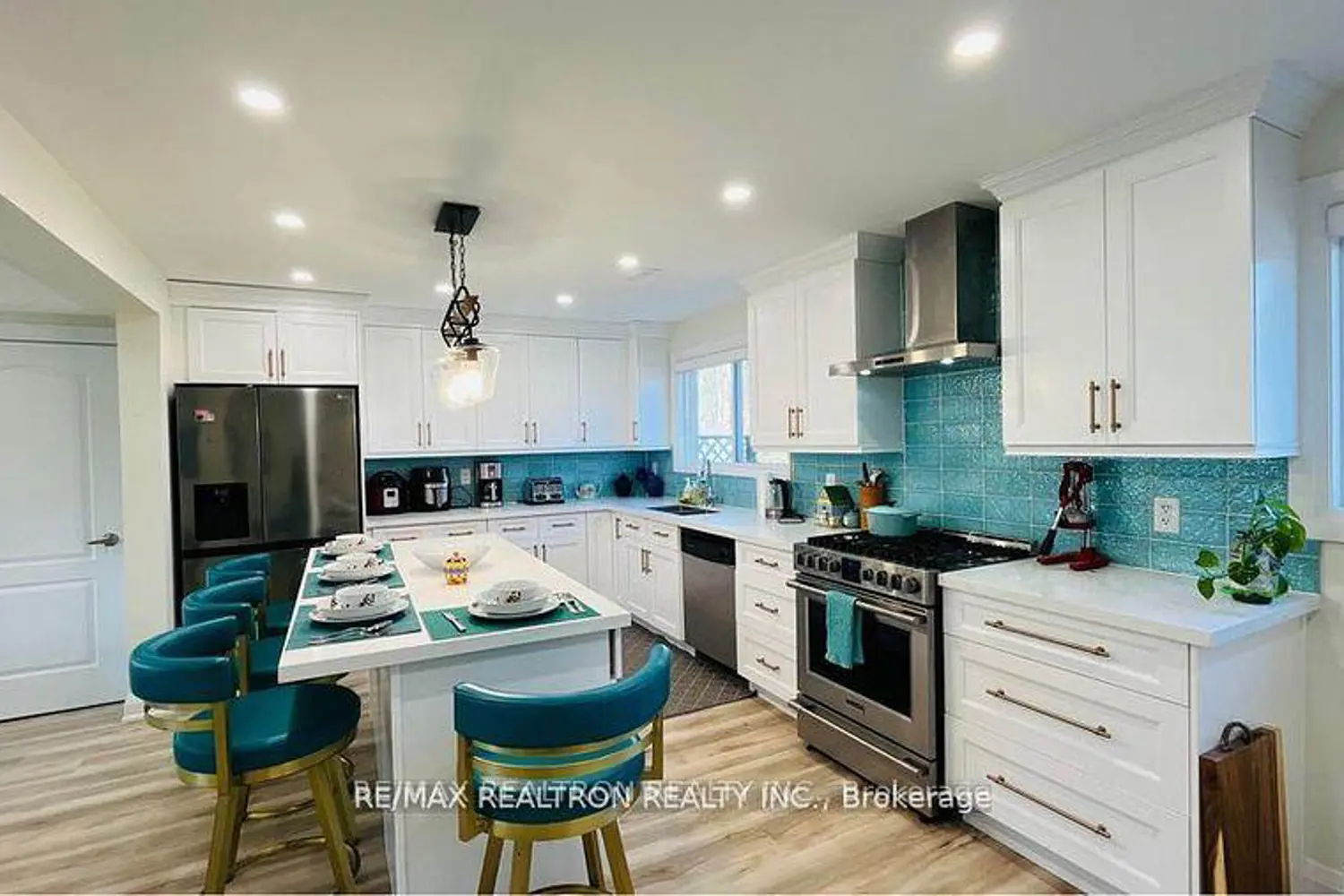 2306 Crystal Beach Road photo 2