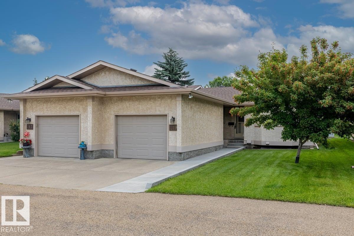 219 Knottwood Road NW, Edmonton, AB, T6K4B9