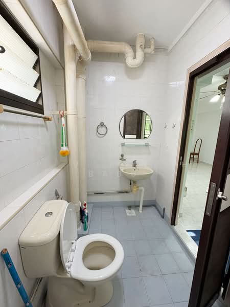 569 Hougang Street 51 photo 5