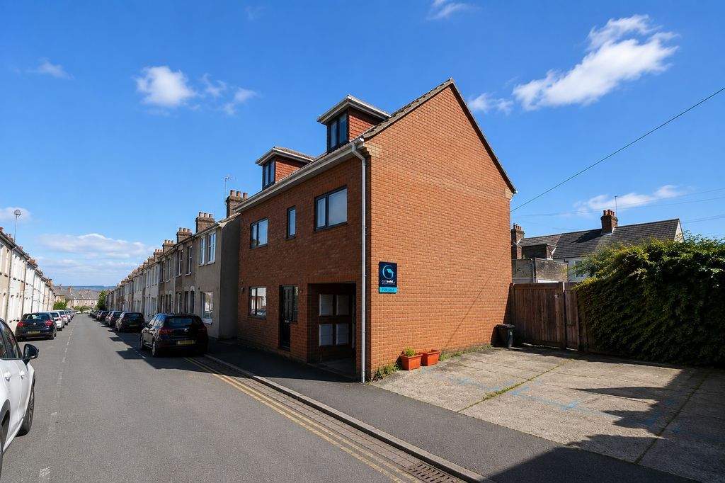 1 bed flat for saleDover Street, Old Town SN1