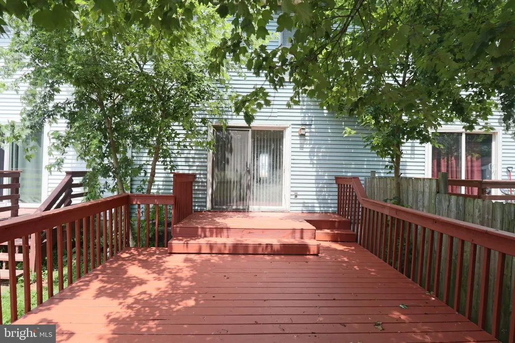 123 Whitburn Place, Newark, DE 19702