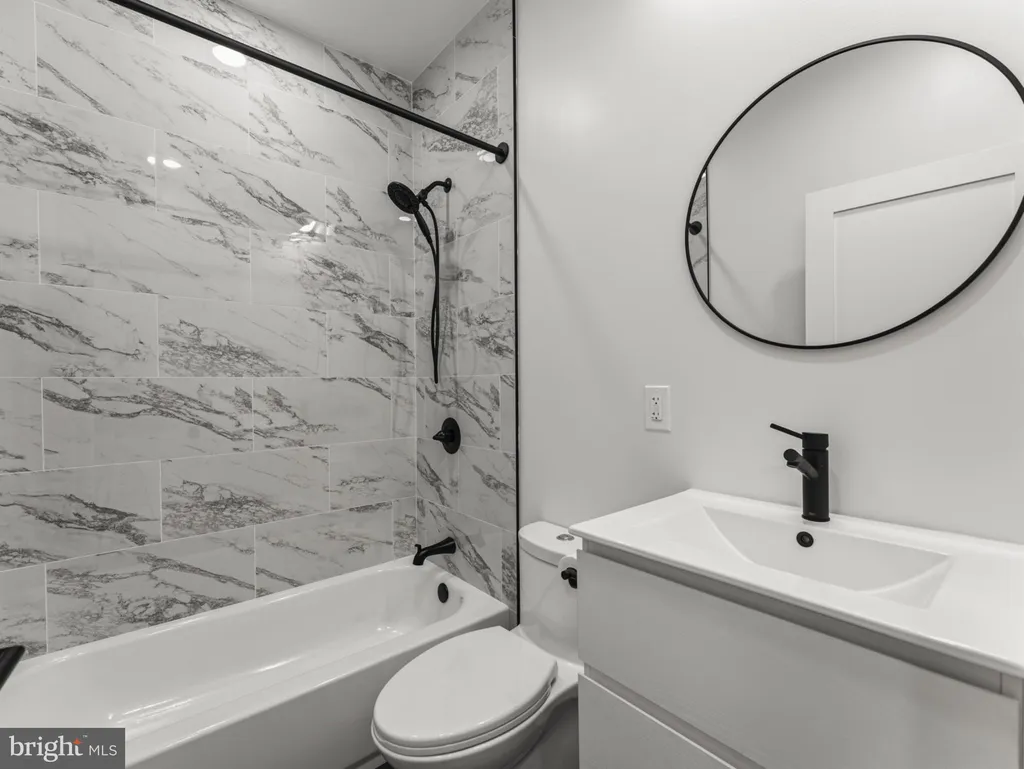 4318 7th Street NW Unit 1, Washington, DC 20011