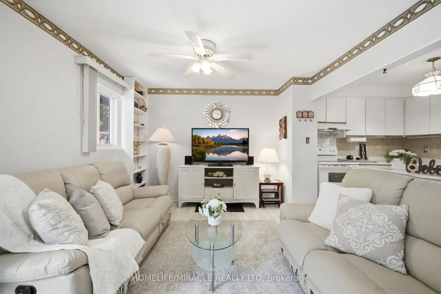 14 Tara Park Crescent photo 3