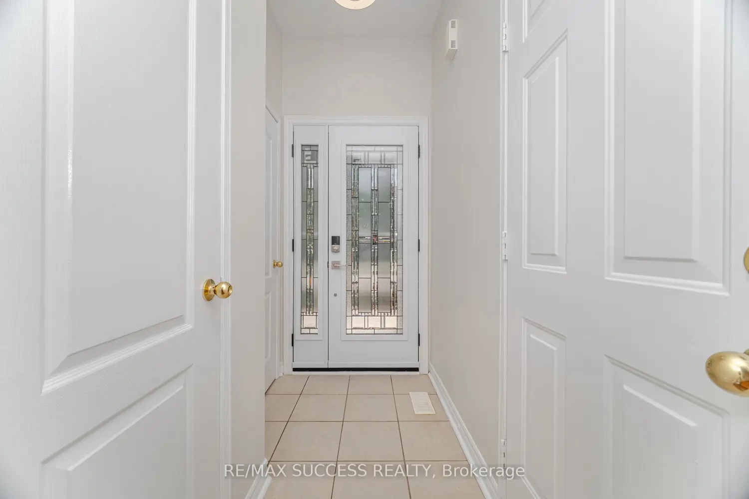 3570 Southwick Street photo 5